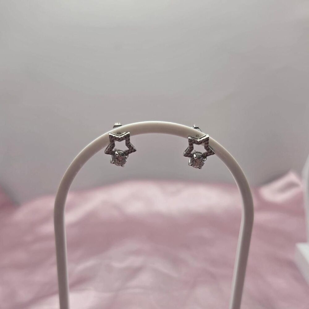 Star moissanite earrings